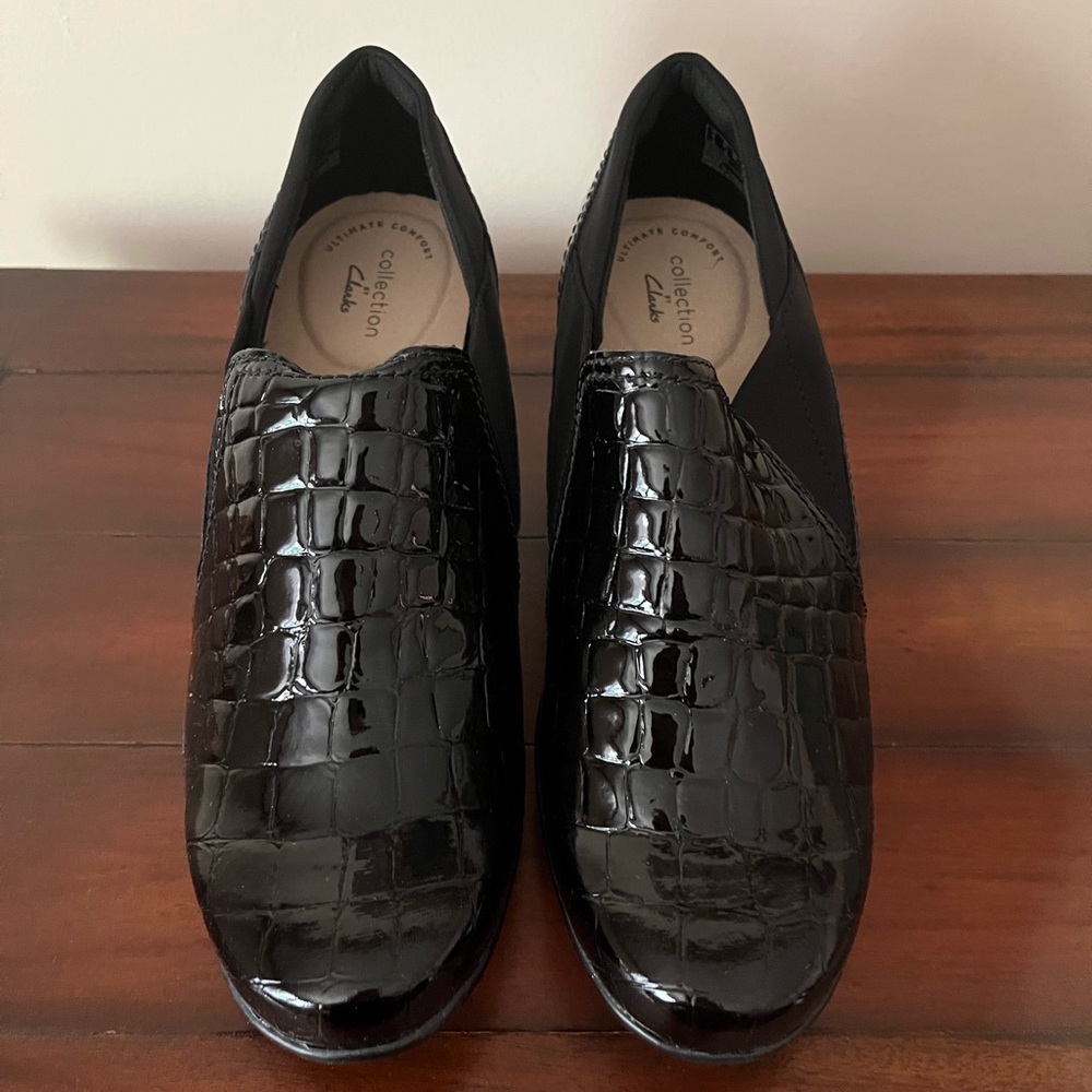 Brand new Clark’s Emily Amelia crocs